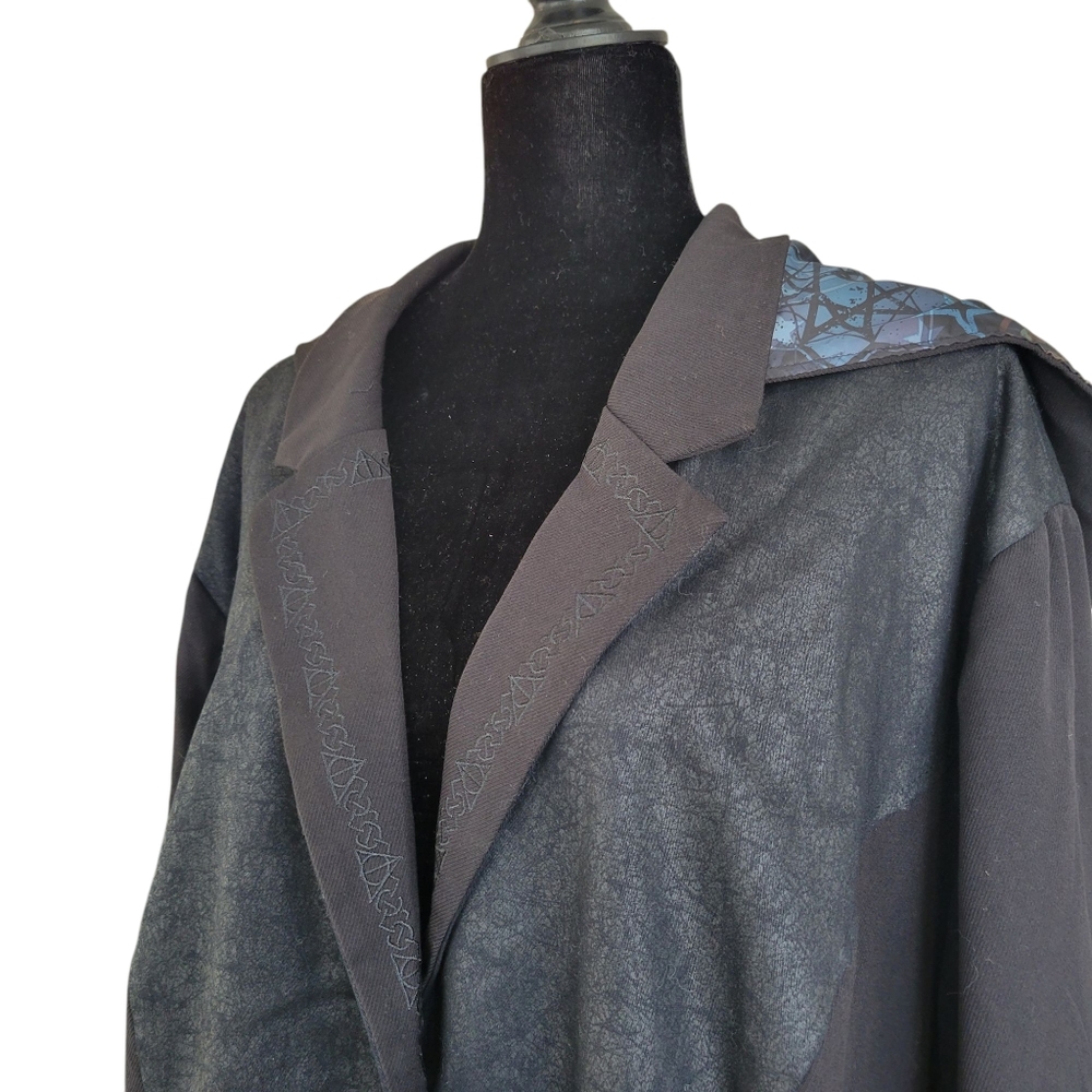 NWT Torrid Harry Potter Deathly Hallows Hooded Trench Coat Black, Size 6 - Picture 6 of 11